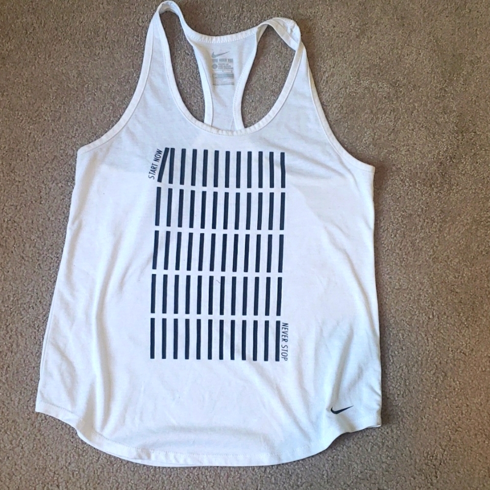 Nike workout top